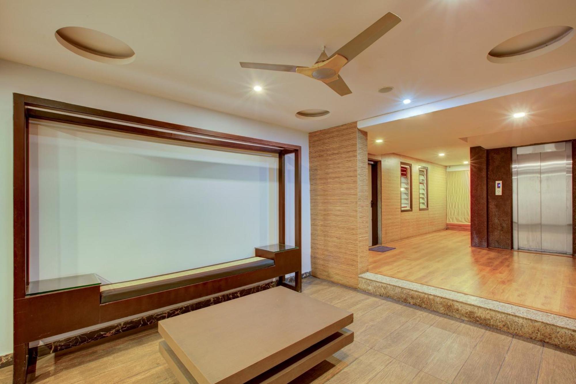 Super Townhouse Oak Jvh Hotel Bangalore Eksteriør bilde