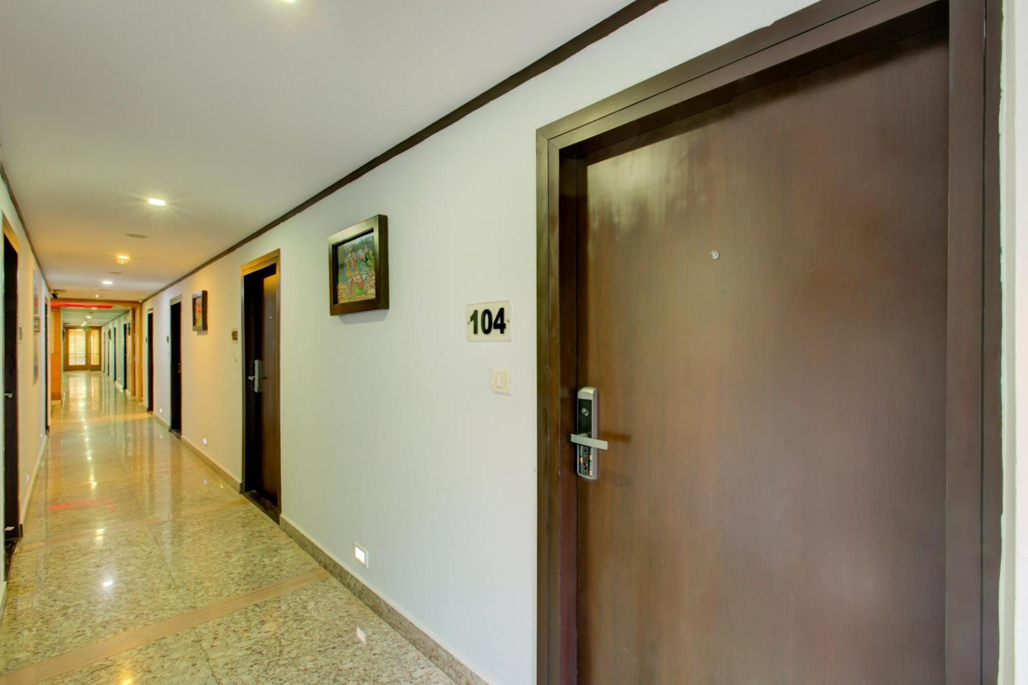 Super Townhouse Oak Jvh Hotel Bangalore Eksteriør bilde