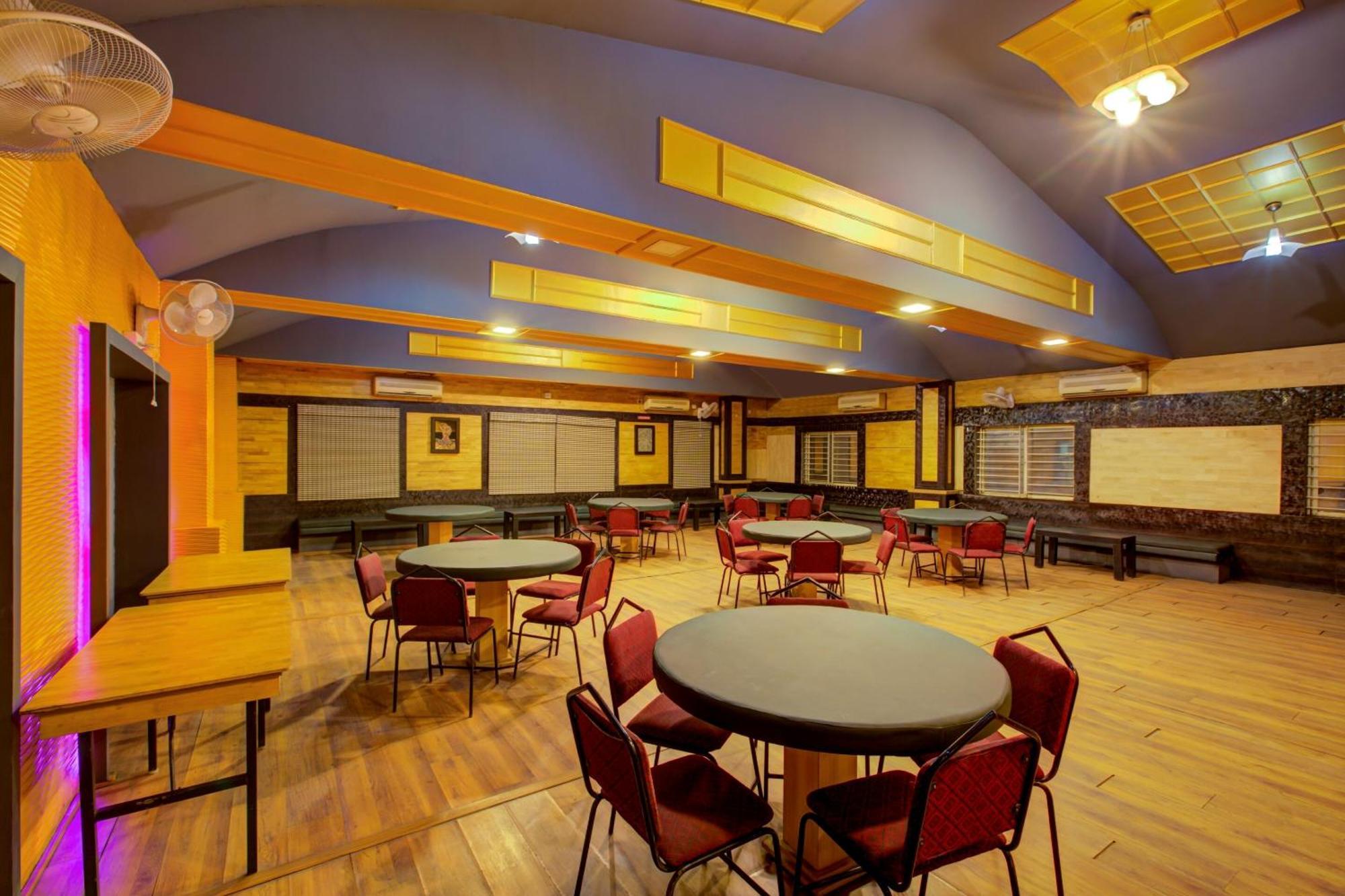 Super Townhouse Oak Jvh Hotel Bangalore Eksteriør bilde